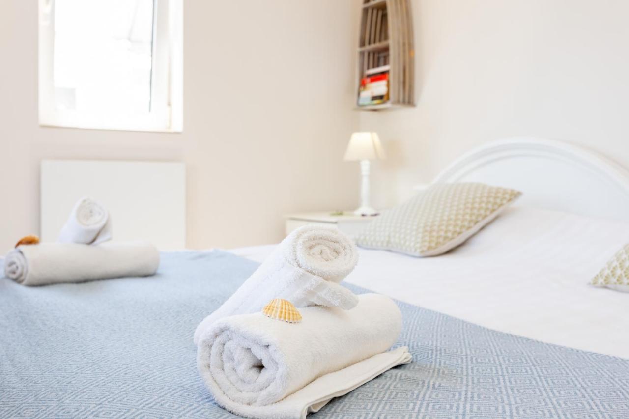 Mariners - Bright And Stylish Apartment - Walk To The Beach Luz Exterior foto
